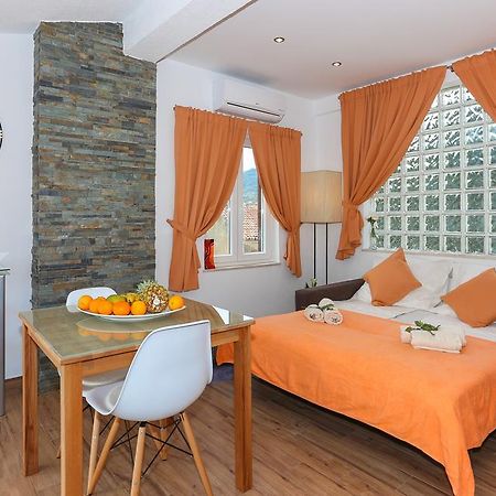 Apartments Ena&Toni Kaštela المظهر الخارجي الصورة